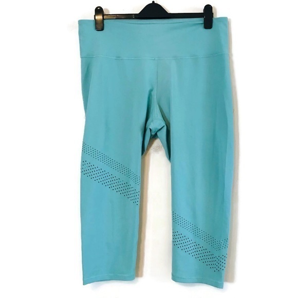 Old Navy Elevate Turquoise Blue Green Perforated Cropped Leggings Plus Size XXL - Picture 1 of 6